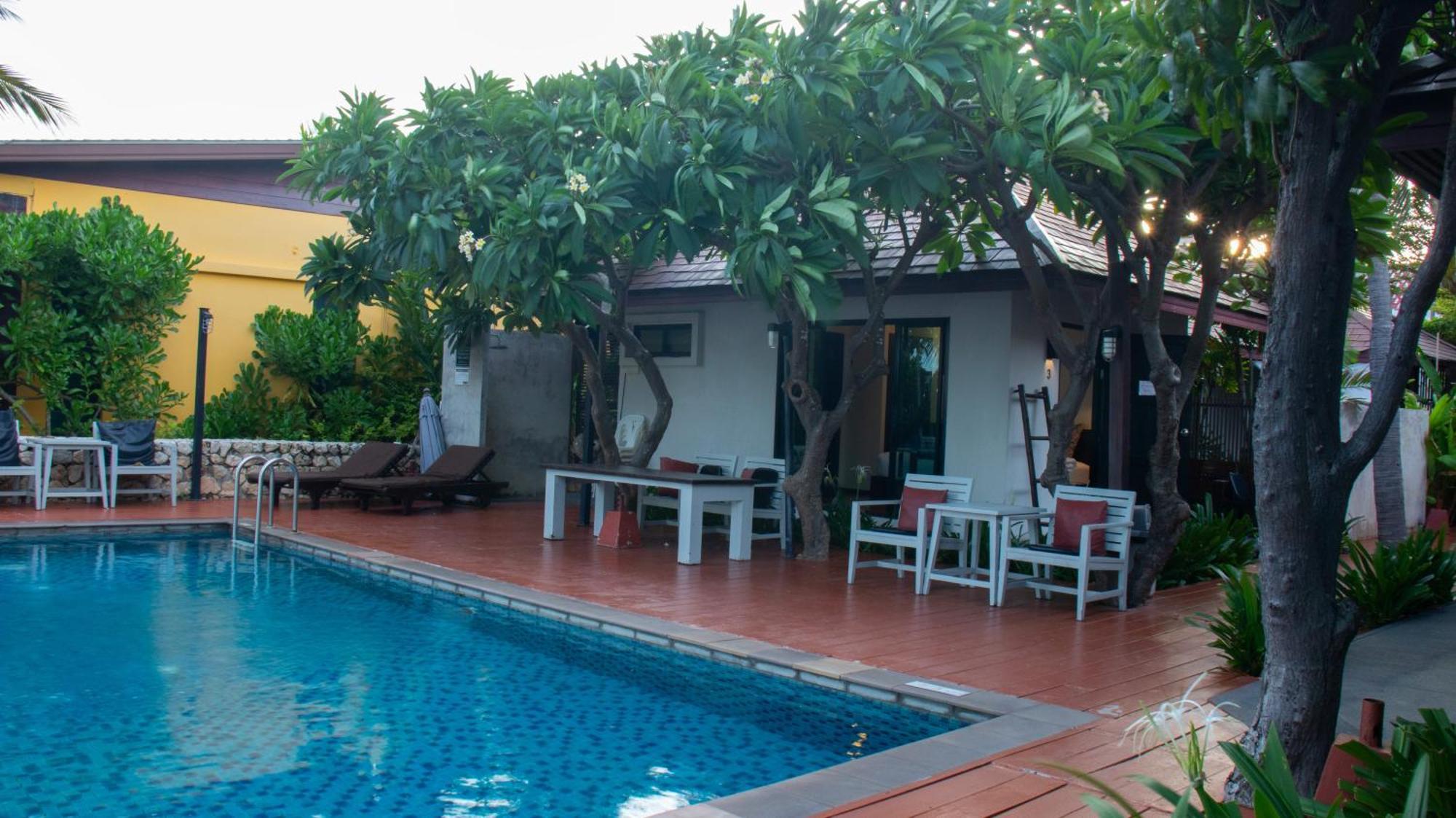 Chidlom Resort Haad Chao Samran Dış mekan fotoğraf