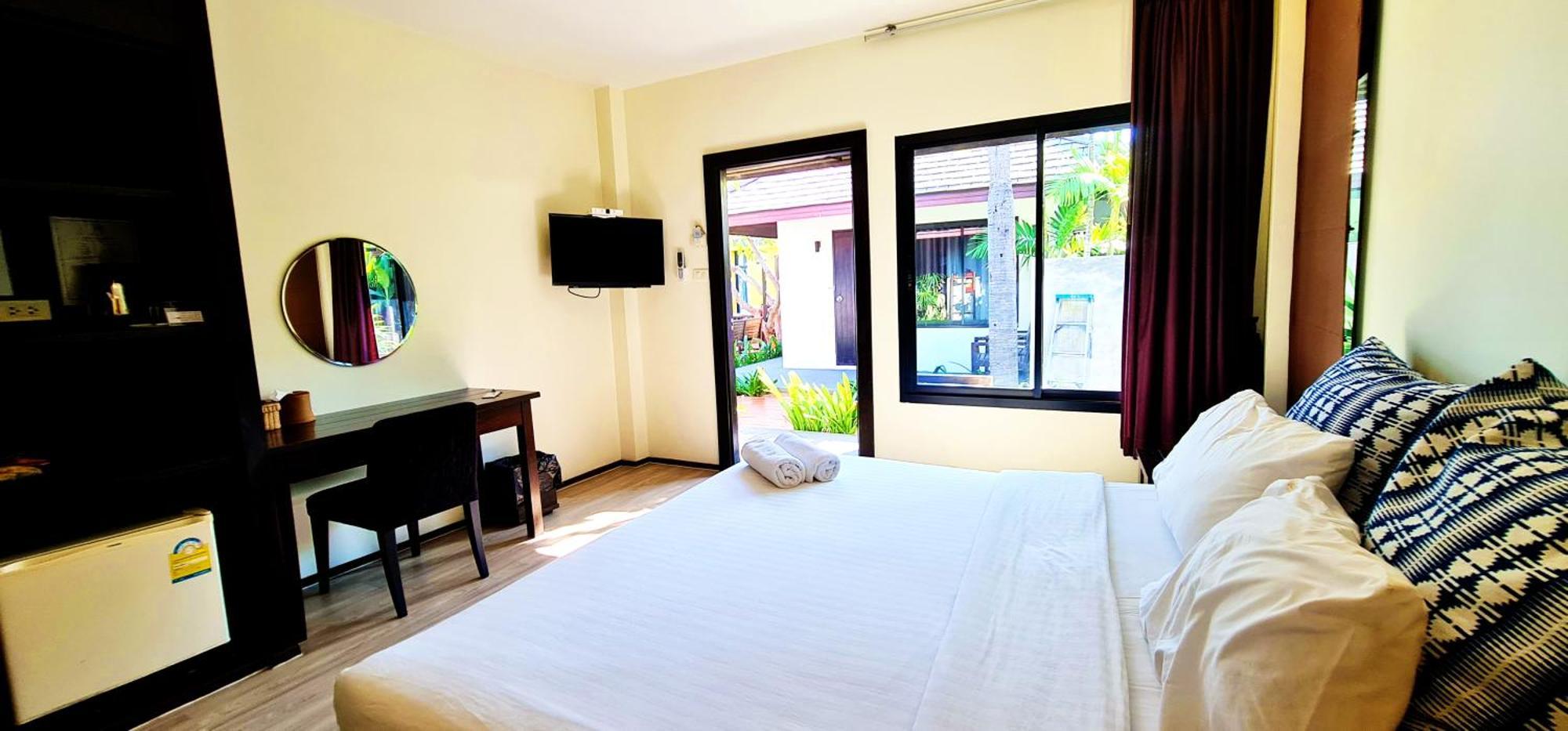 Chidlom Resort Haad Chao Samran Dış mekan fotoğraf